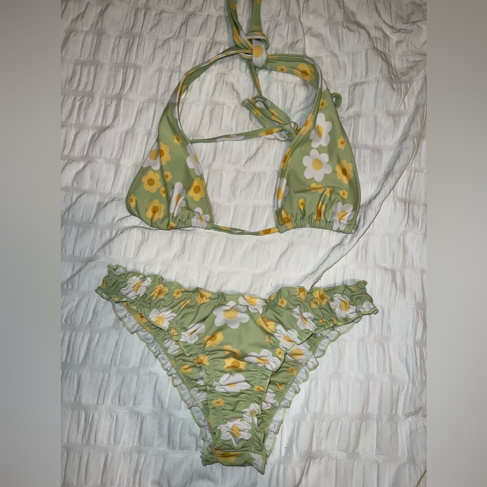 Blackbough floral green bikini